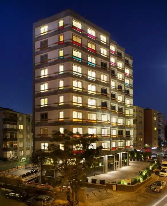 Leos Residence
